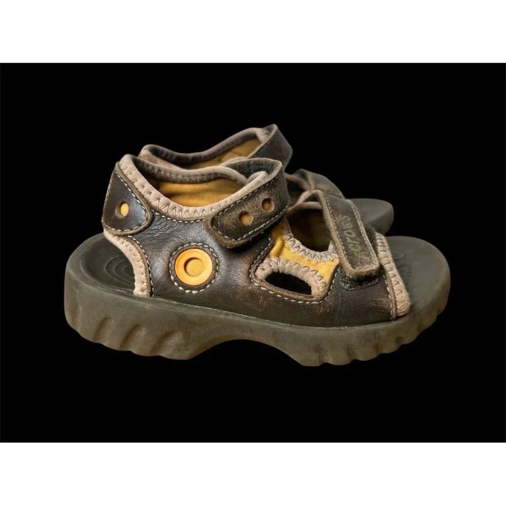 Crocs Kids Brown Leather Mesh Sport Sandals Size C8/9 Hook Loop‎ Straps Rugged